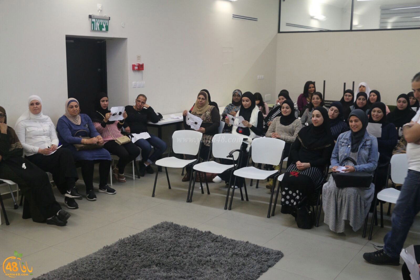 jmalatkabobyefeet83 (17).jpg